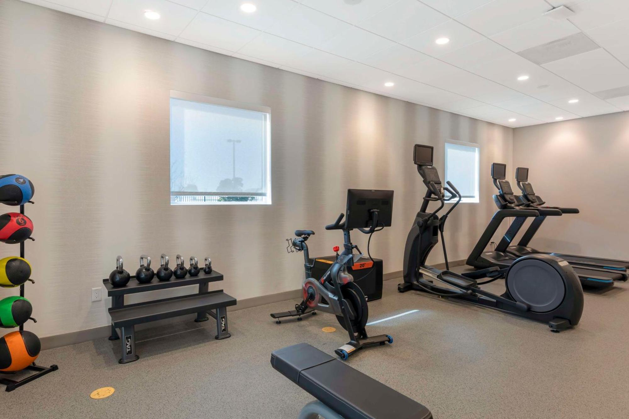 Home2 Suites By Hilton เรดแลนด์ส ภายนอก รูปภาพ